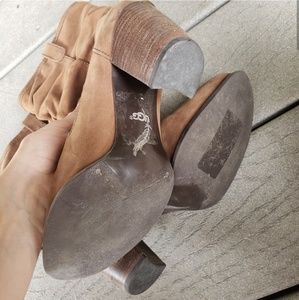 UGG Shoes - Ugg Dayton Slouched Ruched Heeled Fall Booties UGG Shoes - Ugg Dayton Slouched Ruched Heeled Fall Booties